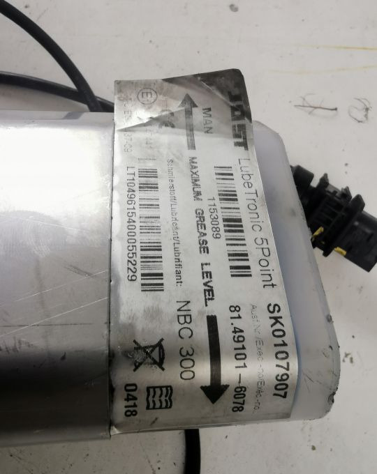 SMAROWANIE SIODŁA JOST MAN TGX TGS 81.49101-6078 - Седло для Грузовиков: фото 2 SMAROWANIE SIODŁA JOST MAN TGX TGS 81.49101-6078 - Седло для Грузовиков: фото 2