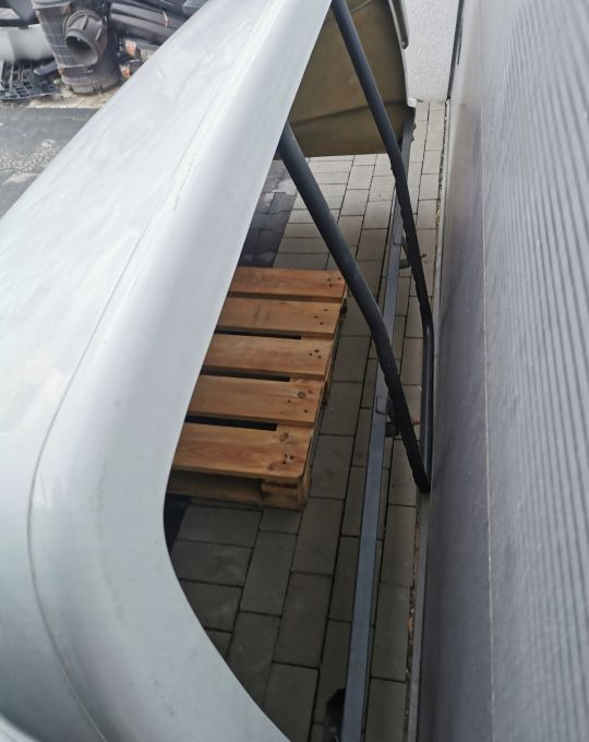 SPOJLER DACHOWY IVECO WASKA KABINA STRALIS ORYGINAŁ - Аэродинамика/ Спойлеры для Грузовиков: фото 4 SPOJLER DACHOWY IVECO WASKA KABINA STRALIS ORYGINAŁ - Аэродинамика/ Спойлеры для Грузовиков: фото 4