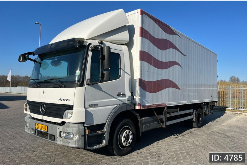 Mercedes-Benz Atego 1318 Day Cab, Euro 5, BDF / EPS automatic / DHOLLANDIA 2000KG - Грузовик-контейнеровоз/ Сменный кузов: фото 1 Mercedes-Benz Atego 1318 Day Cab, Euro 5, BDF / EPS automatic / DHOLLANDIA 2000KG - Грузовик-контейнеровоз/ Сменный кузов: фото 1