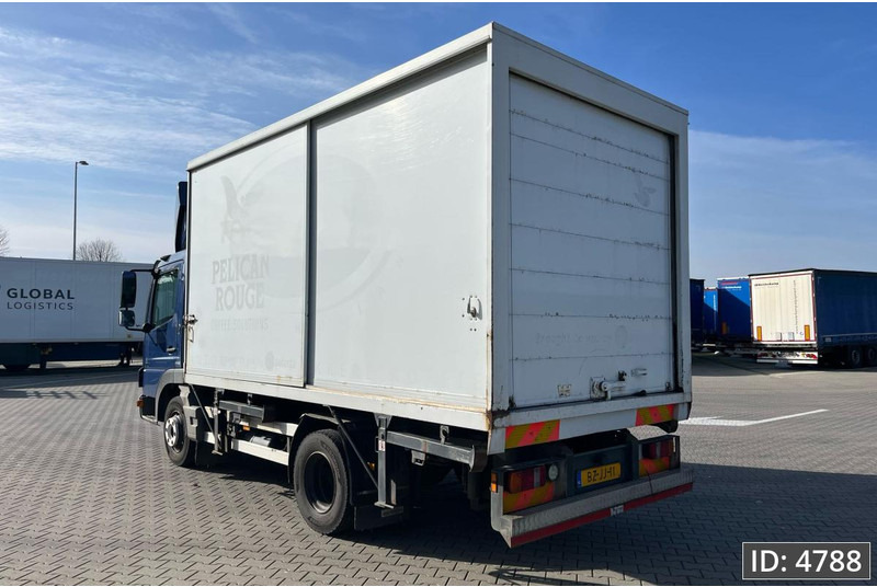 Mercedes-Benz Atego 816 Day Cab, Euro 5, BDF / EPS automatic / standklima / Hydraulic system - Грузовик-контейнеровоз/ Сменный кузов: фото 2 Mercedes-Benz Atego 816 Day Cab, Euro 5, BDF / EPS automatic / standklima / Hydraulic system - Грузовик-контейнеровоз/ Сменный кузов: фото 2