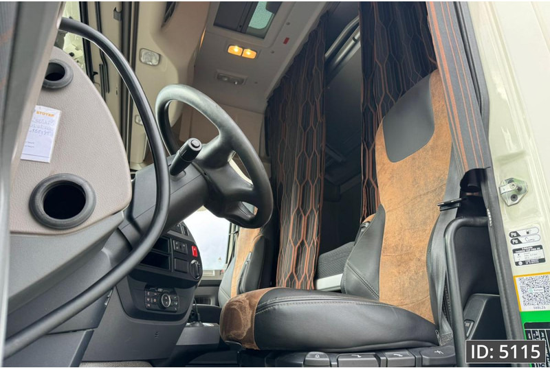 DAF XF 450 SSC, Euro 6, / Fridge / 2 Tanks - Тягач: фото 5 DAF XF 450 SSC, Euro 6, / Fridge / 2 Tanks - Тягач: фото 5