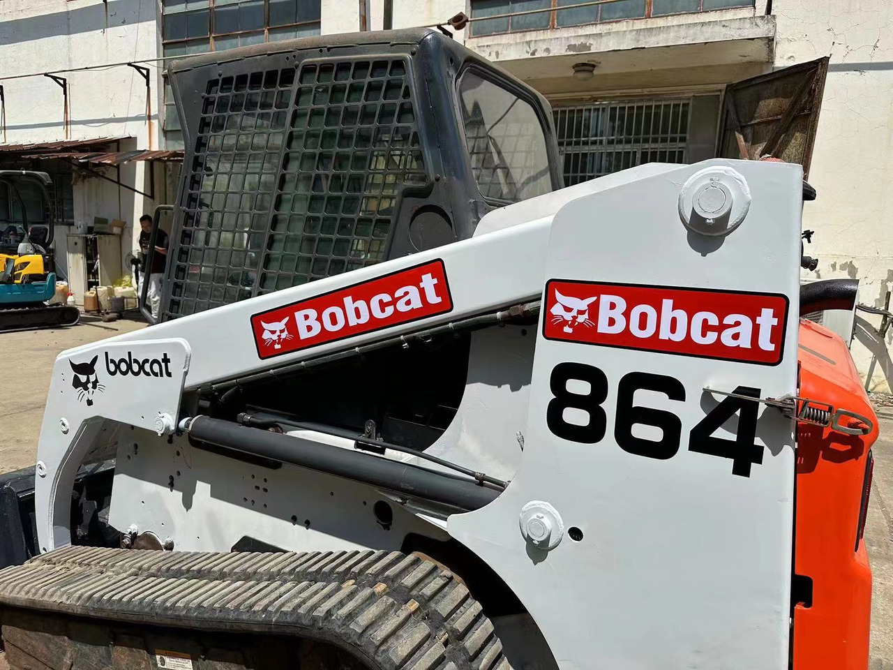 BOBCAT Skid Steer Loader - Мини-погрузчик с бортовым поворотом: фото 3 BOBCAT Skid Steer Loader - Мини-погрузчик с бортовым поворотом: фото 3
