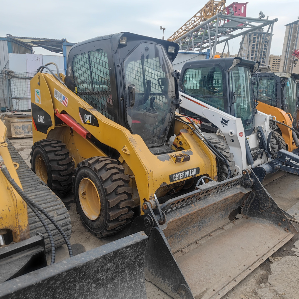 CAT 246C Skid Steer Loader - Мини-погрузчик с бортовым поворотом: фото 5 CAT 246C Skid Steer Loader - Мини-погрузчик с бортовым поворотом: фото 5