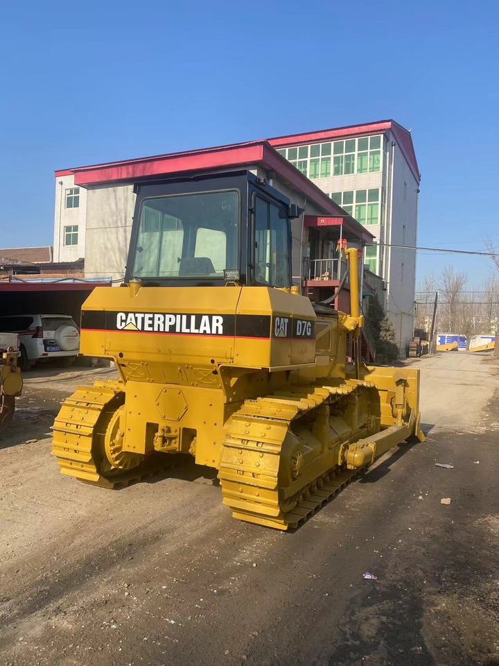 CATERPILLAR Bulldozer D7G - Бульдозер: фото 1 CATERPILLAR Bulldozer D7G - Бульдозер: фото 1
