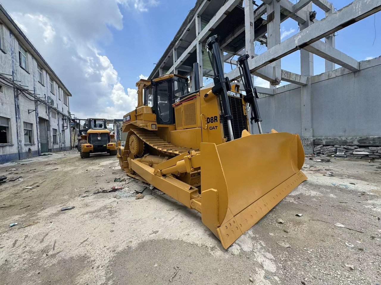 CATERPILLAR D8R Bulldozer Click for Discount - Бульдозер: фото 3 CATERPILLAR D8R Bulldozer Click for Discount - Бульдозер: фото 3