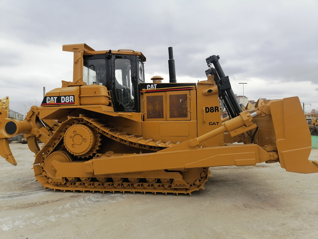 CATERPILLAR D8R Bulldozer Click for Discount - Бульдозер: фото 5 CATERPILLAR D8R Bulldozer Click for Discount - Бульдозер: фото 5