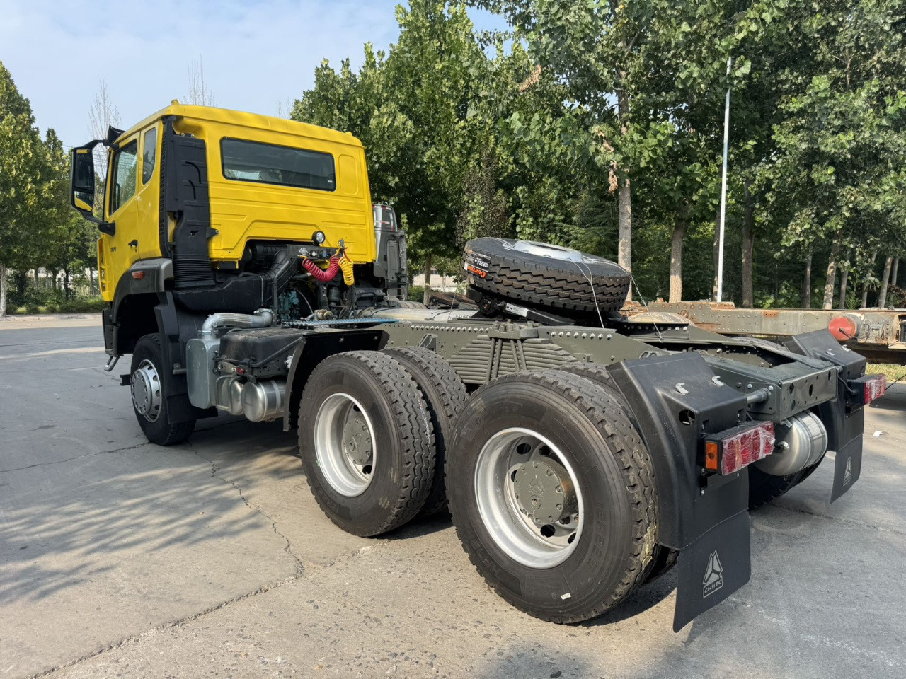 HOWO Truck Unit 6*4 Click Here for Discount - Самосвал: фото 4 HOWO Truck Unit 6*4 Click Here for Discount - Самосвал: фото 4