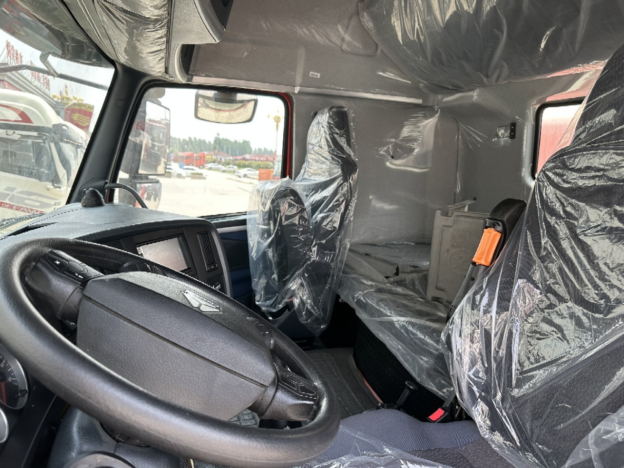 HOWO Truck Unit T7X Click Here for discount - Самосвал: фото 5 HOWO Truck Unit T7X Click Here for discount - Самосвал: фото 5