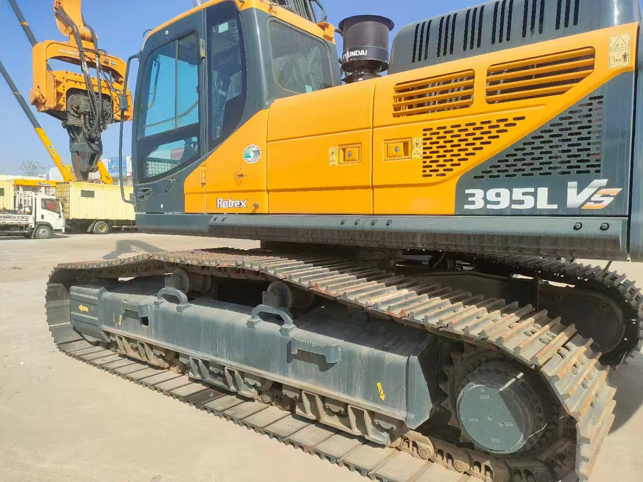 HYUNDAI Excavator Pile Driver 395 - Гусеничный экскаватор: фото 2 HYUNDAI Excavator Pile Driver 395 - Гусеничный экскаватор: фото 2