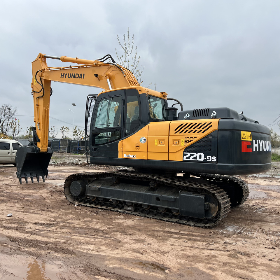 HYUNDAI R220-9S - Гусеничный экскаватор: фото 5 HYUNDAI R220-9S - Гусеничный экскаватор: фото 5
