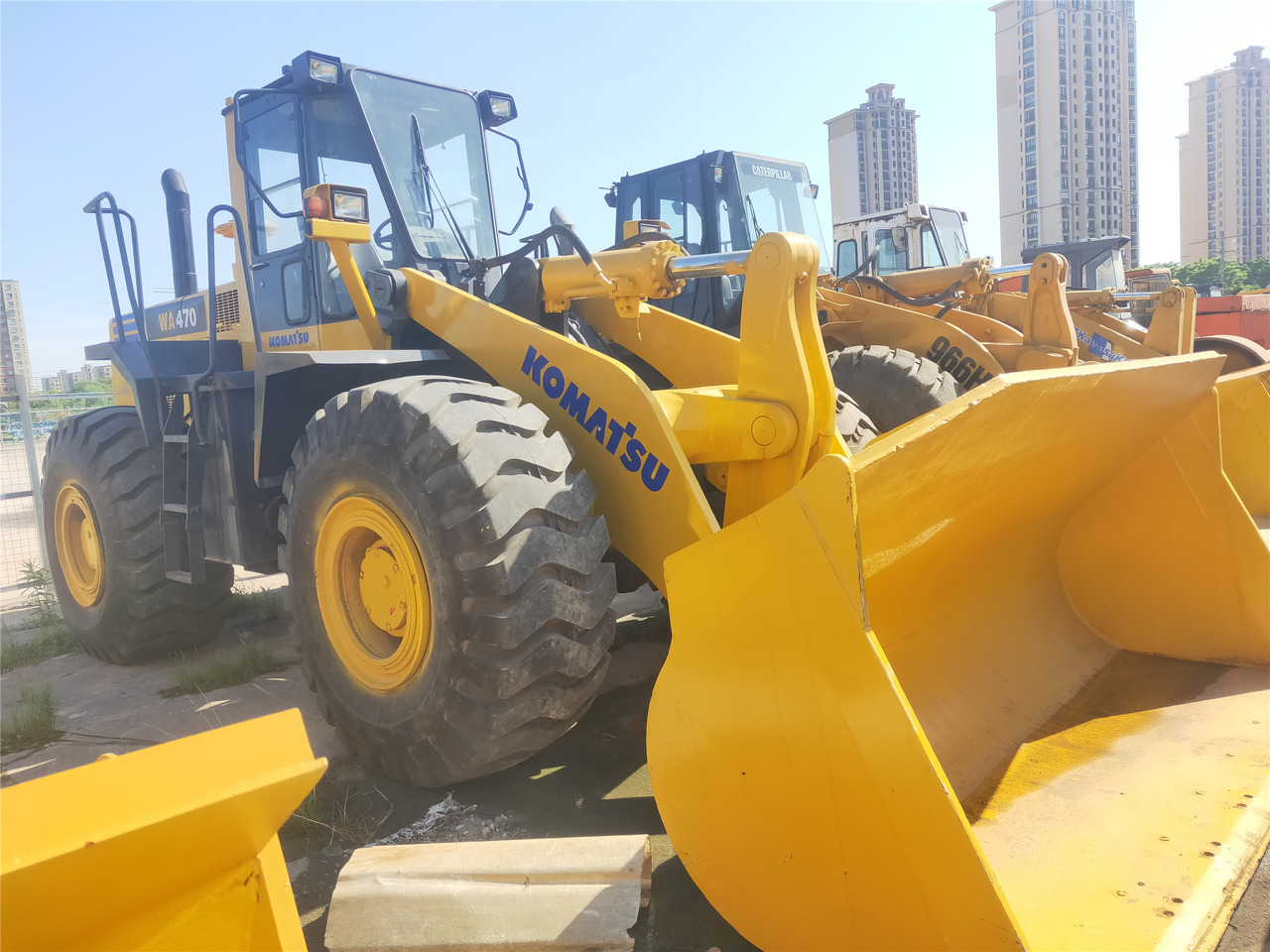 KOMATSU Wheel Loader WA470-3 Click Here for Discount - Колёсный погрузчик: фото 1 KOMATSU Wheel Loader WA470-3 Click Here for Discount - Колёсный погрузчик: фото 1