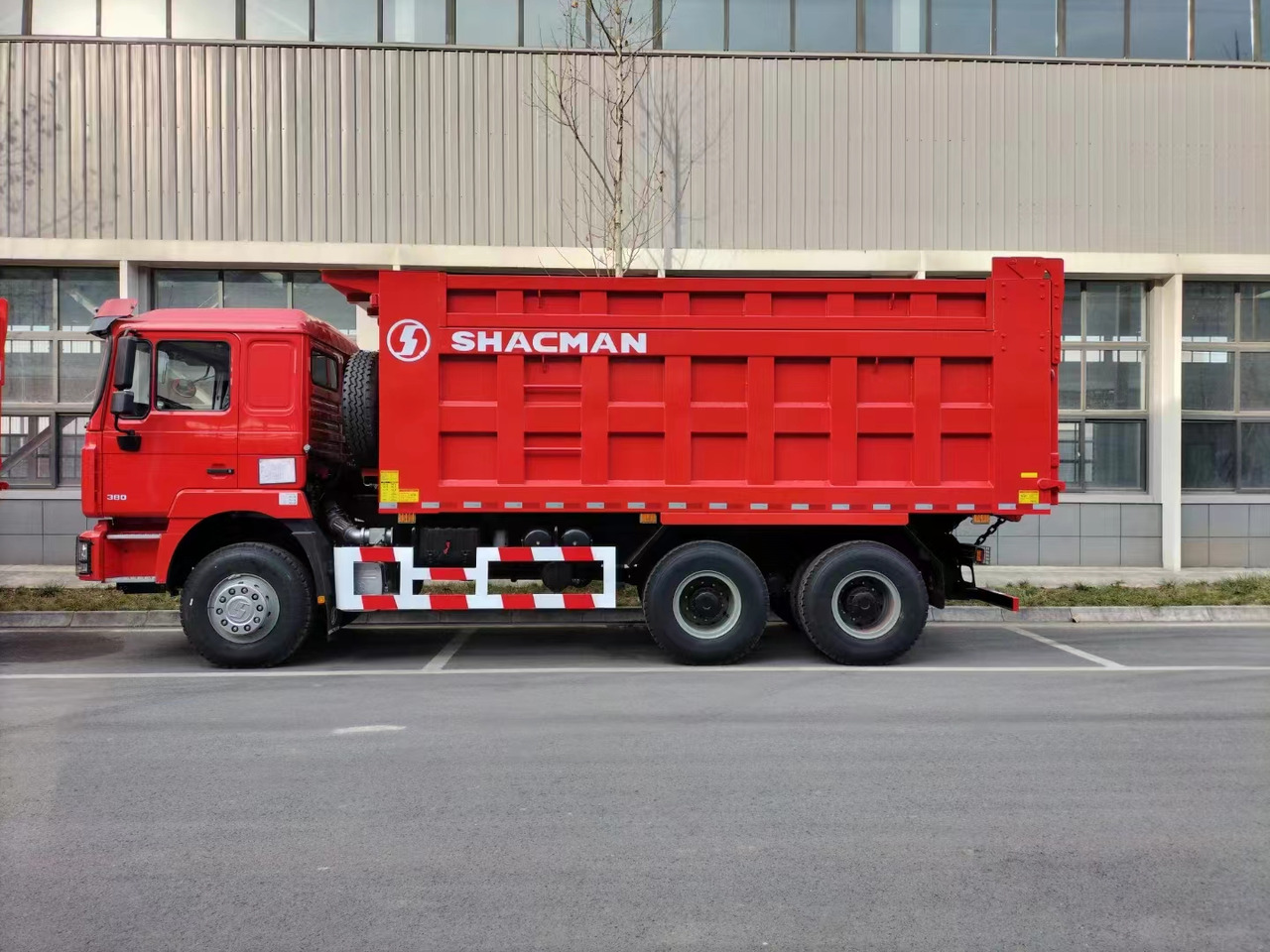 SHACMAN F3000 Dump Truck 6/4 Click Here for Discount - Самосвал: фото 3 SHACMAN F3000 Dump Truck 6/4 Click Here for Discount - Самосвал: фото 3