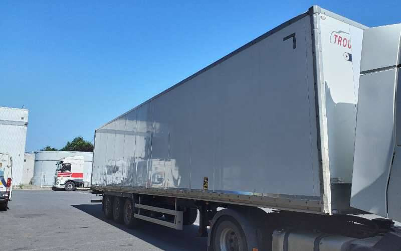 Semi-remorque 3 Essieux 38 TONNES 2 PORTES AR DOUBLE PLANCHER STEELBOX - Полуприцеп-фургон: фото 2 Semi-remorque 3 Essieux 38 TONNES 2 PORTES AR DOUBLE PLANCHER STEELBOX - Полуприцеп-фургон: фото 2