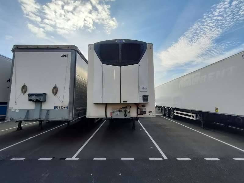 Semi-remorque 3 Essieux 38 TONNES HAYON CAISSE CHEREAU GROUPE CARRIER VECTOR HE 19 MT - Полуприцеп-рефрижератор: фото 2 Semi-remorque 3 Essieux 38 TONNES HAYON CAISSE CHEREAU GROUPE CARRIER VECTOR HE 19 MT - Полуприцеп-рефрижератор: фото 2