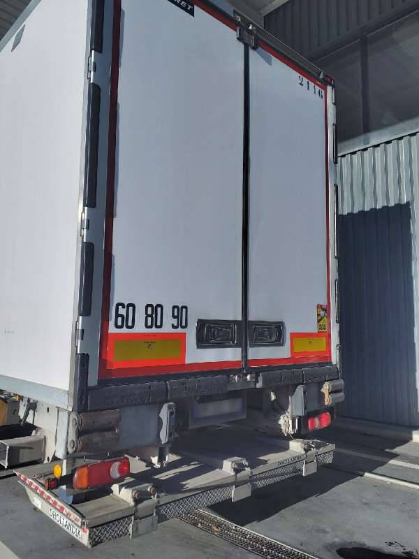 Semi-remorque 3 Essieux FRIGO 38 TONNES HAYON CAISSE LAMBERET GROUPE CARRIER VECTOR 1950 MT - Полуприцеп-рефрижератор: фото 4 Semi-remorque 3 Essieux FRIGO 38 TONNES HAYON CAISSE LAMBERET GROUPE CARRIER VECTOR 1950 MT - Полуприцеп-рефрижератор: фото 4