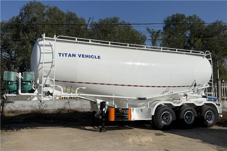 TITAN 3 Axle 50 Ton Dry Bulker Cement Tanker Trailer for Sale In Saudi Arabia - Полуприцеп цистерна для сыпучих грузов: фото 4 TITAN 3 Axle 50 Ton Dry Bulker Cement Tanker Trailer for Sale In Saudi Arabia - Полуприцеп цистерна для сыпучих грузов: фото 4