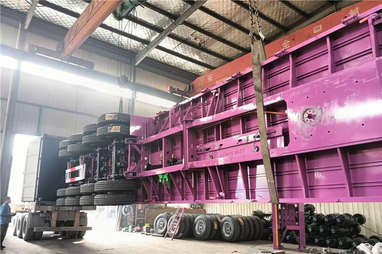 TITAN 4 Axle 40ft Flatbed Semi Trailer for Sale In Guam - Полуприцеп бортовой/ Платформа: фото 4 TITAN 4 Axle 40ft Flatbed Semi Trailer for Sale In Guam - Полуприцеп бортовой/ Платформа: фото 4