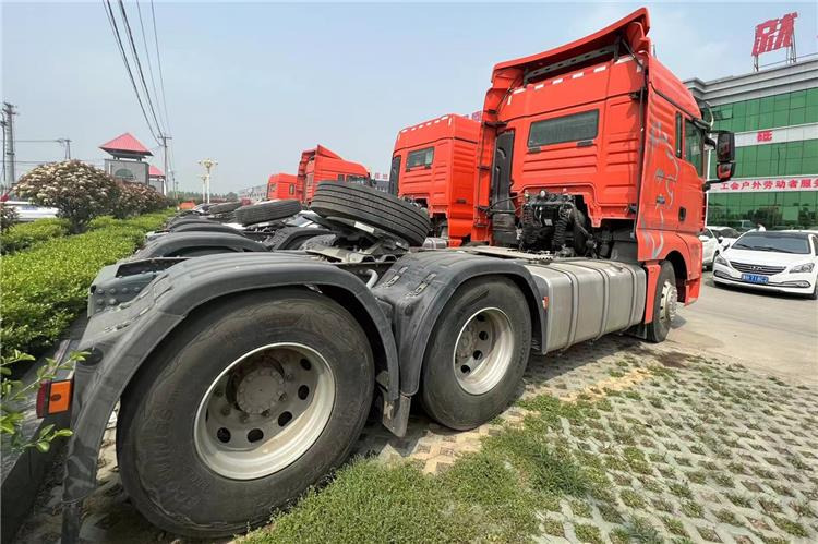 SINOTRUK Used Sitrak Truck Head for Sale In Guinea - Тягач: фото 2 SINOTRUK Used Sitrak Truck Head for Sale In Guinea - Тягач: фото 2