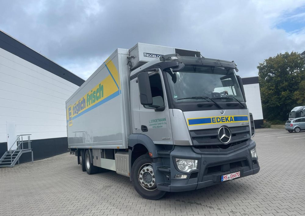 Mercedes-Benz ACTROS ANTOS 2543 6X2 CHŁODNIA IZOTERMA OS SKRĘTNA PODNOSZONA SUPER STAN - Рефрижератор: фото 1 Mercedes-Benz ACTROS ANTOS 2543 6X2 CHŁODNIA IZOTERMA OS SKRĘTNA PODNOSZONA SUPER STAN - Рефрижератор: фото 1