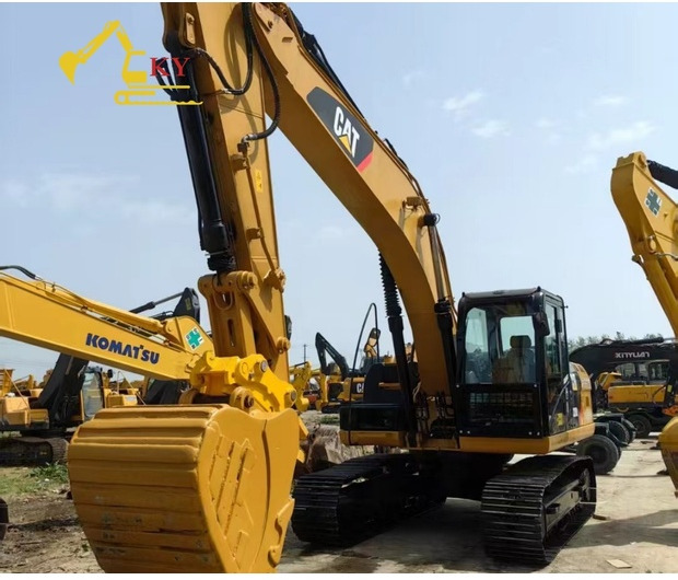 Гусеничный экскаватор 2024 Caterpillar 320D2: фото 8