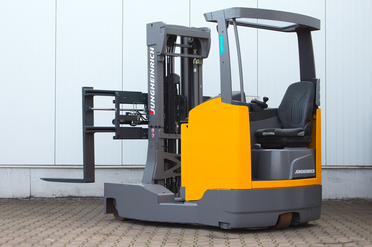 JUNGHEINRICH ETVQ25 4-Wege-Schubmaststapler - Электропогрузчик: фото 4 JUNGHEINRICH ETVQ25 4-Wege-Schubmaststapler - Электропогрузчик: фото 4