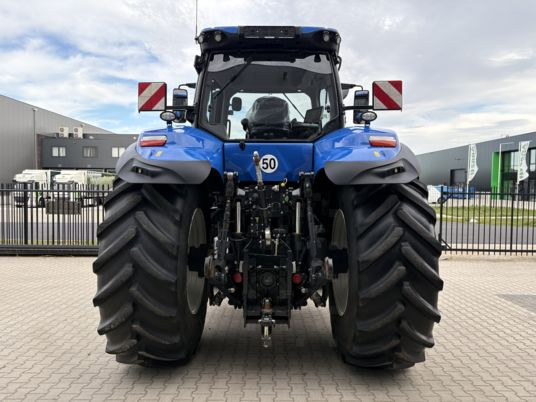 NEW HOLLAND T8.350 PLMi Genesis - Трактор: фото 4 NEW HOLLAND T8.350 PLMi Genesis - Трактор: фото 4