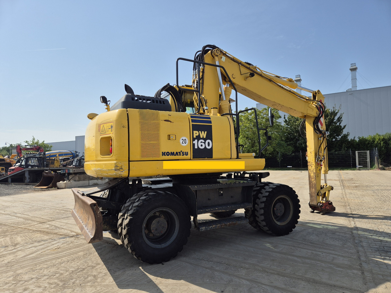 KOMATSU PW 160 - 8 - Колёсный экскаватор: фото 3 KOMATSU PW 160 - 8 - Колёсный экскаватор: фото 3