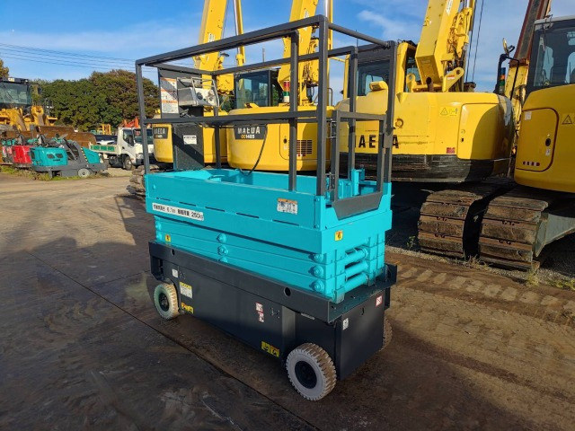 AIRMAN ENTL061 - Ножничный подъемник: фото 3 AIRMAN ENTL061 - Ножничный подъемник: фото 3