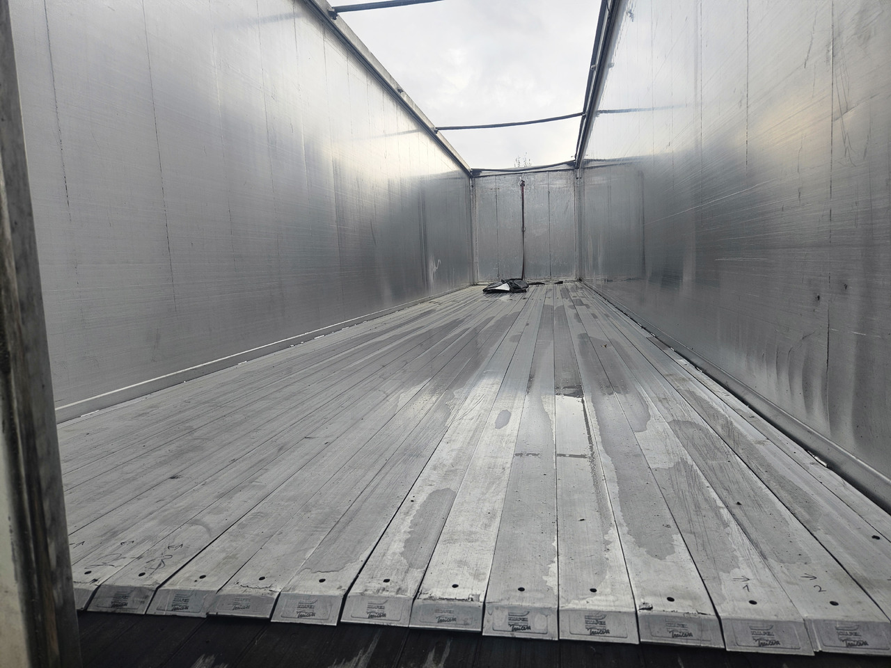 KRAKER CF200 - Полуприцеп с подвижным полом: фото 5 KRAKER CF200 - Полуприцеп с подвижным полом: фото 5