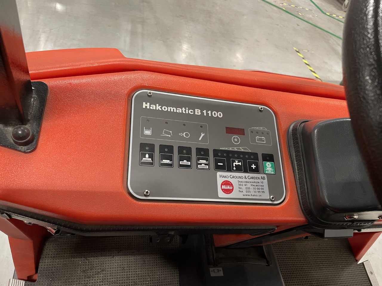 Hako Hakomatic B 1100 - Промышленная подметальная машина: фото 5 Hako Hakomatic B 1100 - Промышленная подметальная машина: фото 5