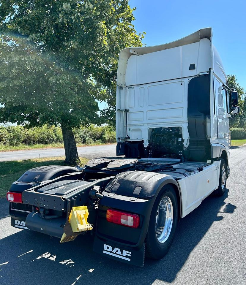 DAF DAF XF 510 + Euro 6 + Super SC + Standklima + 2 Tanks - Тягач: фото 4 DAF DAF XF 510 + Euro 6 + Super SC + Standklima + 2 Tanks - Тягач: фото 4