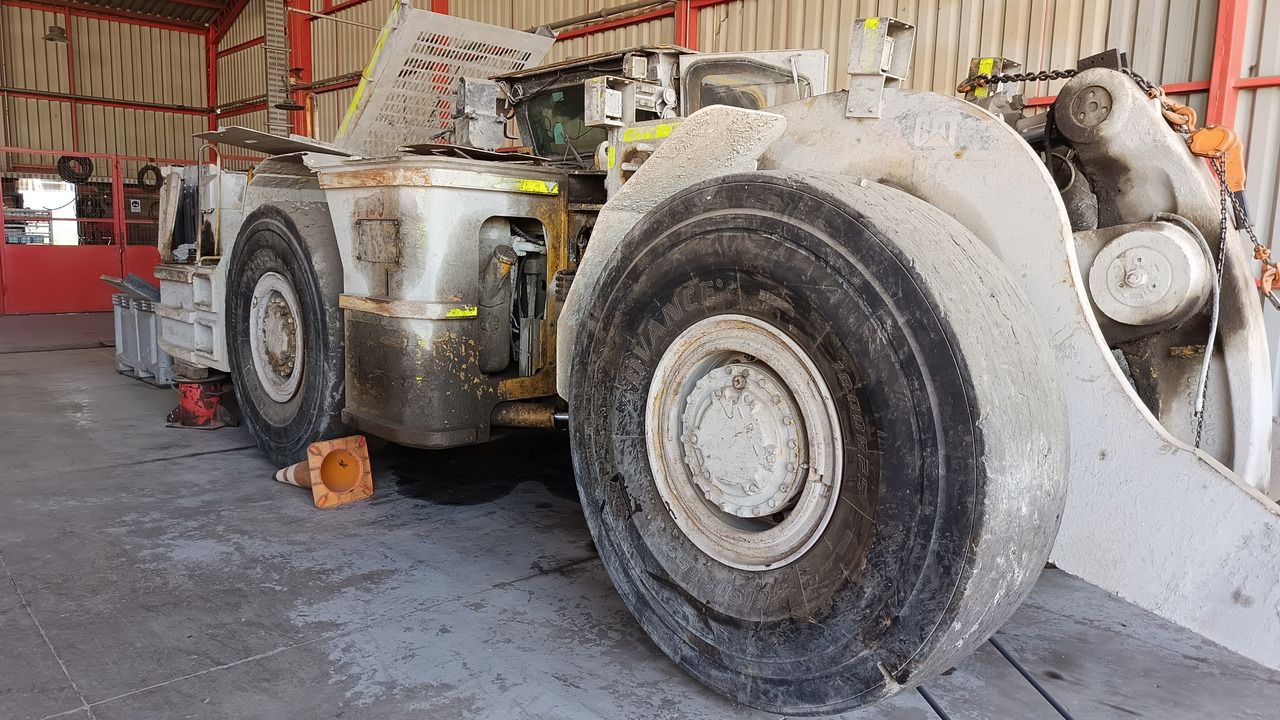 CATERPILLAR R1600H - Горнодобывающая техника: фото 1 CATERPILLAR R1600H - Горнодобывающая техника: фото 1