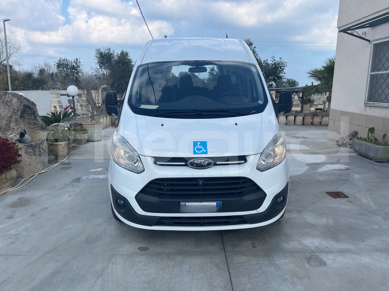 Ford Transit - Микроавтобус, Пассажирский фургон: фото 2 Ford Transit - Микроавтобус, Пассажирский фургон: фото 2