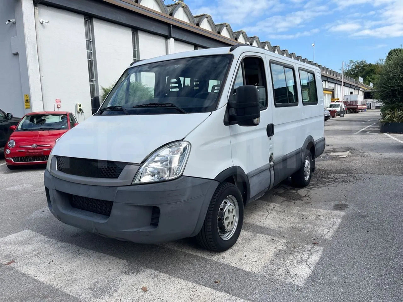 Iveco Daily - Пригородный автобус: фото 4 Iveco Daily - Пригородный автобус: фото 4