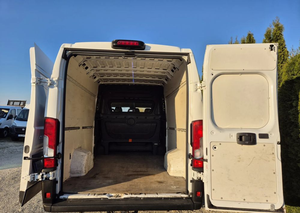 Fiat Ducato 2.3 150KM Brygadówka Maxi L4h2 - Грузопассажирский фургон: фото 4 Fiat Ducato 2.3 150KM Brygadówka Maxi L4h2 - Грузопассажирский фургон: фото 4