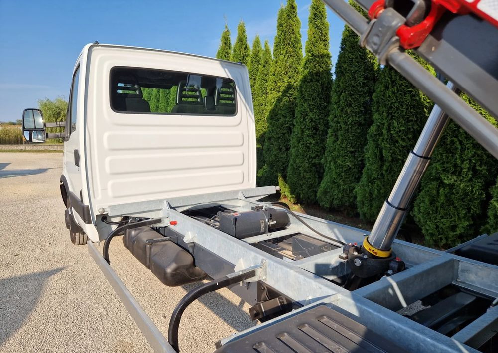 Iveco 35C15 3.0 - Малотоннажный самосвал: фото 5 Iveco 35C15 3.0 - Малотоннажный самосвал: фото 5