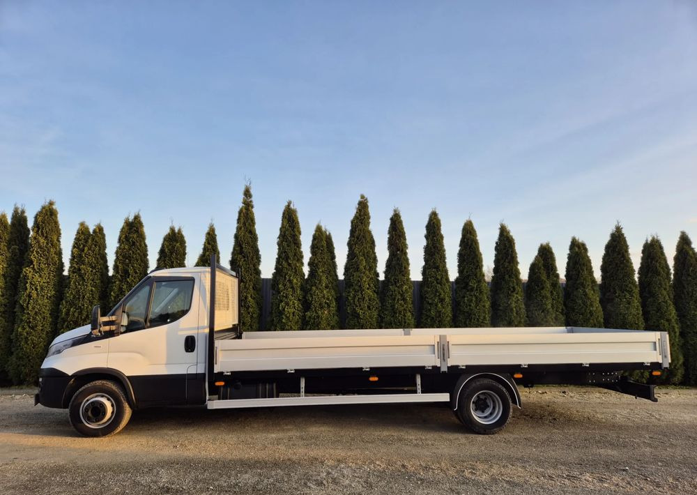 Iveco 70C18 3.0 180KM/ Skrzyniowy / 1 Właściciel/ Himatic 8b/ Rozstaw osi max 5.1m/ - Малотоннажный бортовой грузовик: фото 2 Iveco 70C18 3.0 180KM/ Skrzyniowy / 1 Właściciel/ Himatic 8b/ Rozstaw osi max 5.1m/ - Малотоннажный бортовой грузовик: фото 2