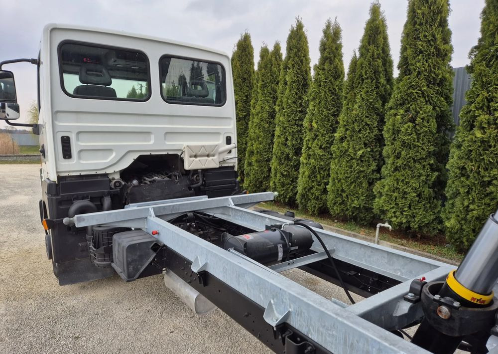 Nissan ATLEON 3.0 150KM Wywrotka 3-stronna - Малотоннажный самосвал: фото 5 Nissan ATLEON 3.0 150KM Wywrotka 3-stronna - Малотоннажный самосвал: фото 5