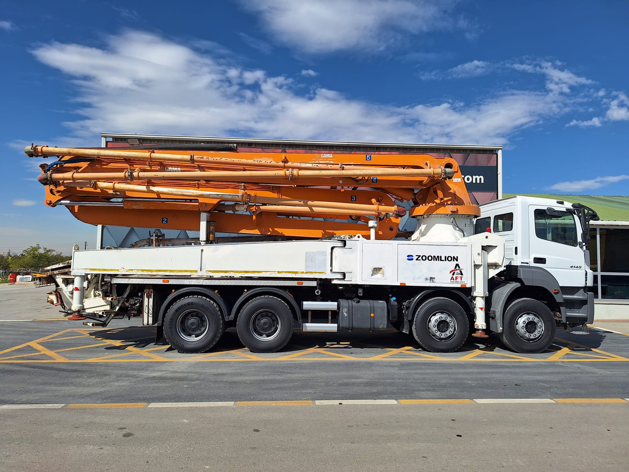 MERCEDES-BENZ AXOR 4140 ZOOMLION 43X-5RZ - Автобетононасос: фото 4 MERCEDES-BENZ AXOR 4140 ZOOMLION 43X-5RZ - Автобетононасос: фото 4