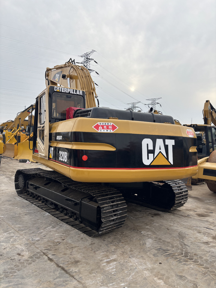 CATERPILLAR 320BL used excavator low price for sale - Гусеничный экскаватор: фото 2 CATERPILLAR 320BL used excavator low price for sale - Гусеничный экскаватор: фото 2