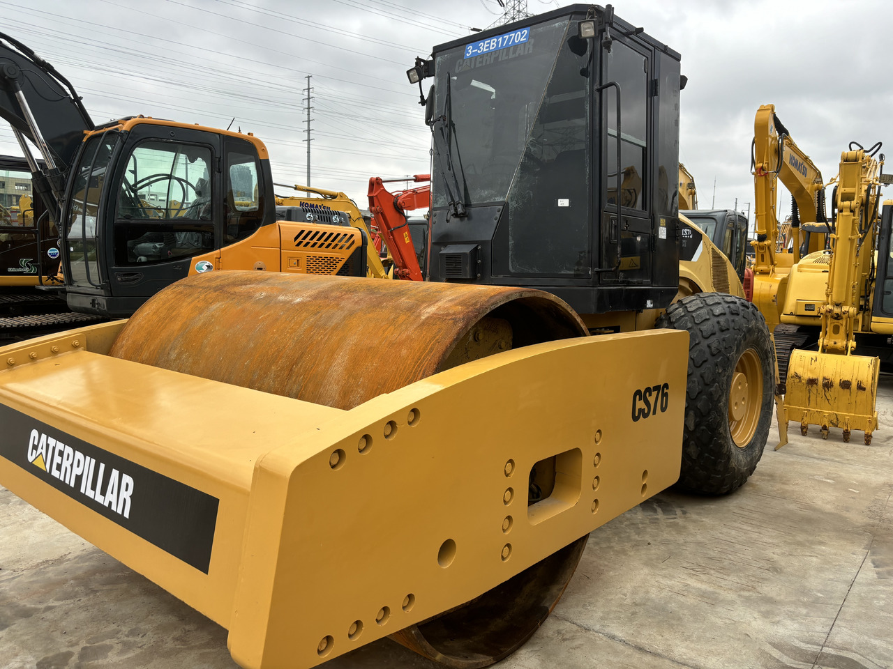 CATERPILLAR CS76 - Дорожный каток: фото 2 CATERPILLAR CS76 - Дорожный каток: фото 2
