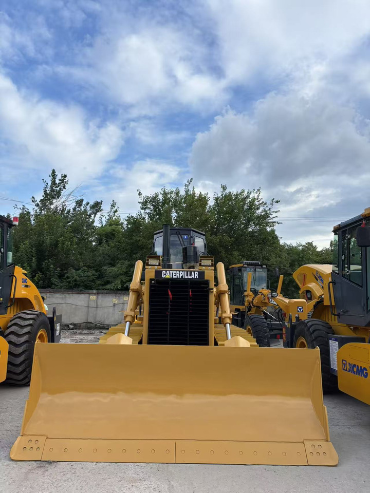 CATERPILLAR D6G - Бульдозер: фото 2 CATERPILLAR D6G - Бульдозер: фото 2
