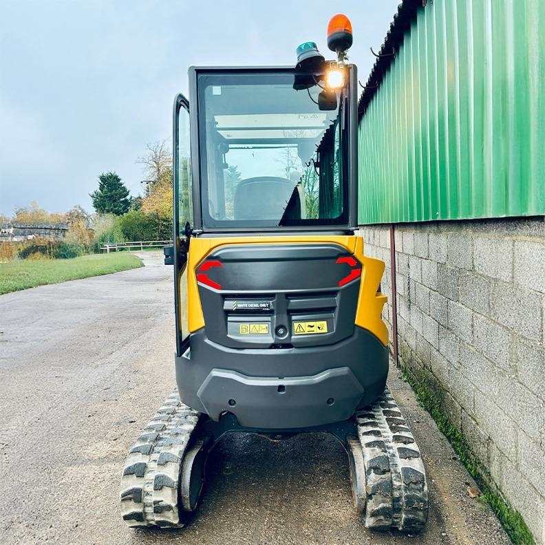 Volvo ECR25D - Мини-экскаватор: фото 5 Volvo ECR25D - Мини-экскаватор: фото 5