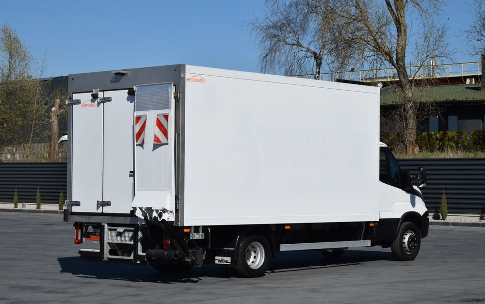 Iveco DAILY 70C18 / 3.0 - 180 KM / AUTOMAT HI-MATIC / 3 OSOBY / CHŁODNIA - MROŹNIA 4,55 M / AGREGAD FRIGOBLOCK / WINDA SORENSEN / KLIMA / TEMPOMAT / KAMERA COFANIA / REGULOWANE ZAWIESZENIE / SERWISOWA - Рефрижератор: фото 5 Iveco DAILY 70C18 / 3.0 - 180 KM / AUTOMAT HI-MATIC / 3 OSOBY / CHŁODNIA - MROŹNIA 4,55 M / AGREGAD FRIGOBLOCK / WINDA SORENSEN / KLIMA / TEMPOMAT / KAMERA COFANIA / REGULOWANE ZAWIESZENIE / SERWISOWA - Рефрижератор: фото 5