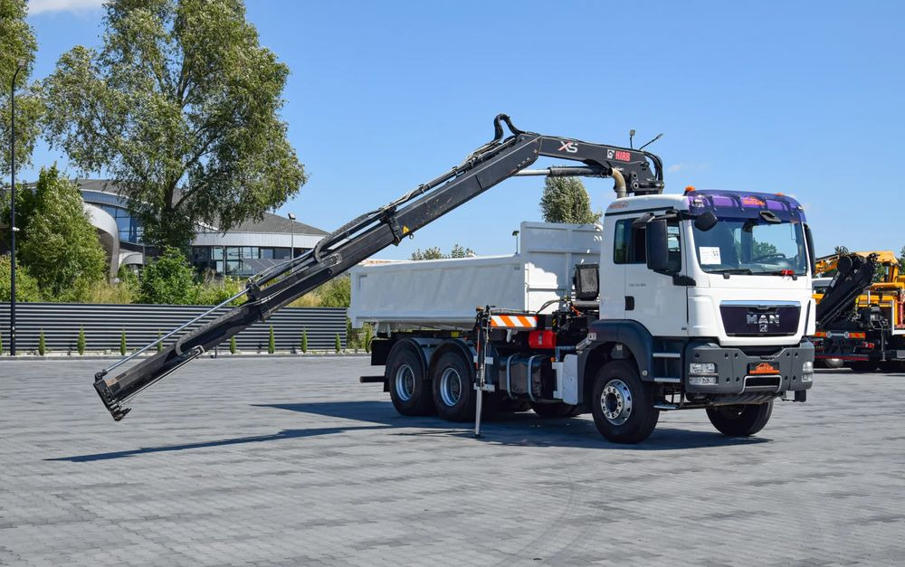 MAN TGS 33.360 / 6x4 / HDS HIAB 122 E-2 HIDUO / STEROWANIE RADIOWE / WYWROTKA / HYDROBURTA / AUTOMAT / KLIMA / TEMPOMAT / KAMERA COFANIA / SPROWADZONY - Самосвал: фото 3 MAN TGS 33.360 / 6x4 / HDS HIAB 122 E-2 HIDUO / STEROWANIE RADIOWE / WYWROTKA / HYDROBURTA / AUTOMAT / KLIMA / TEMPOMAT / KAMERA COFANIA / SPROWADZONY - Самосвал: фото 3