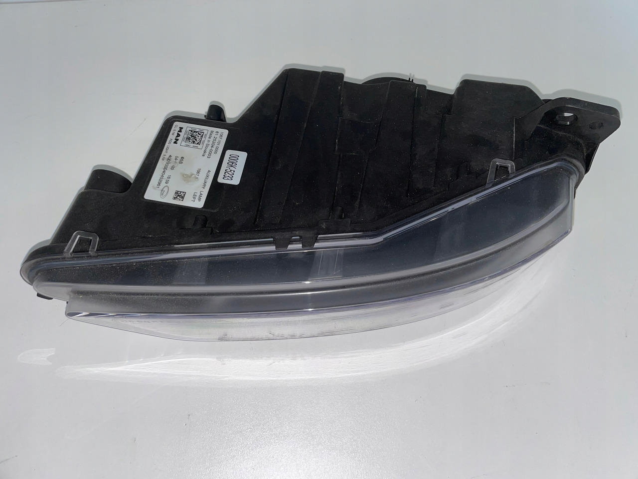 HALOGEN LED MAN TGX TGS 3 81252040003 - Передняя фара для Грузовиков: фото 2 HALOGEN LED MAN TGX TGS 3 81252040003 - Передняя фара для Грузовиков: фото 2