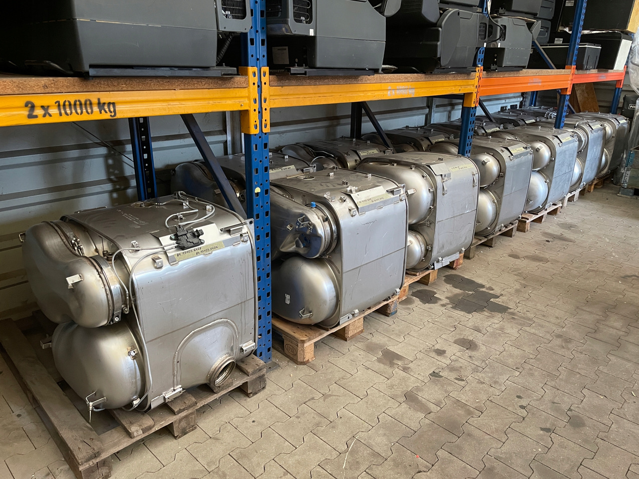 Катализатор для Грузовиков KATALIZATOR MAN TGX TGS EURO 6 DPF TŁUMIK WYDECH 81151036101: фото 7 Катализатор для Грузовиков KATALIZATOR MAN TGX TGS EURO 6 DPF TŁUMIK WYDECH 81151036101: фото 7