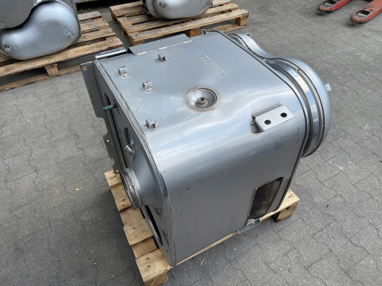 KATALIZATOR MAN TGX TGS EURO 6 DPF TŁUMIK WYDECH 81151036115 - Катализатор для Грузовиков: фото 5 KATALIZATOR MAN TGX TGS EURO 6 DPF TŁUMIK WYDECH 81151036115 - Катализатор для Грузовиков: фото 5