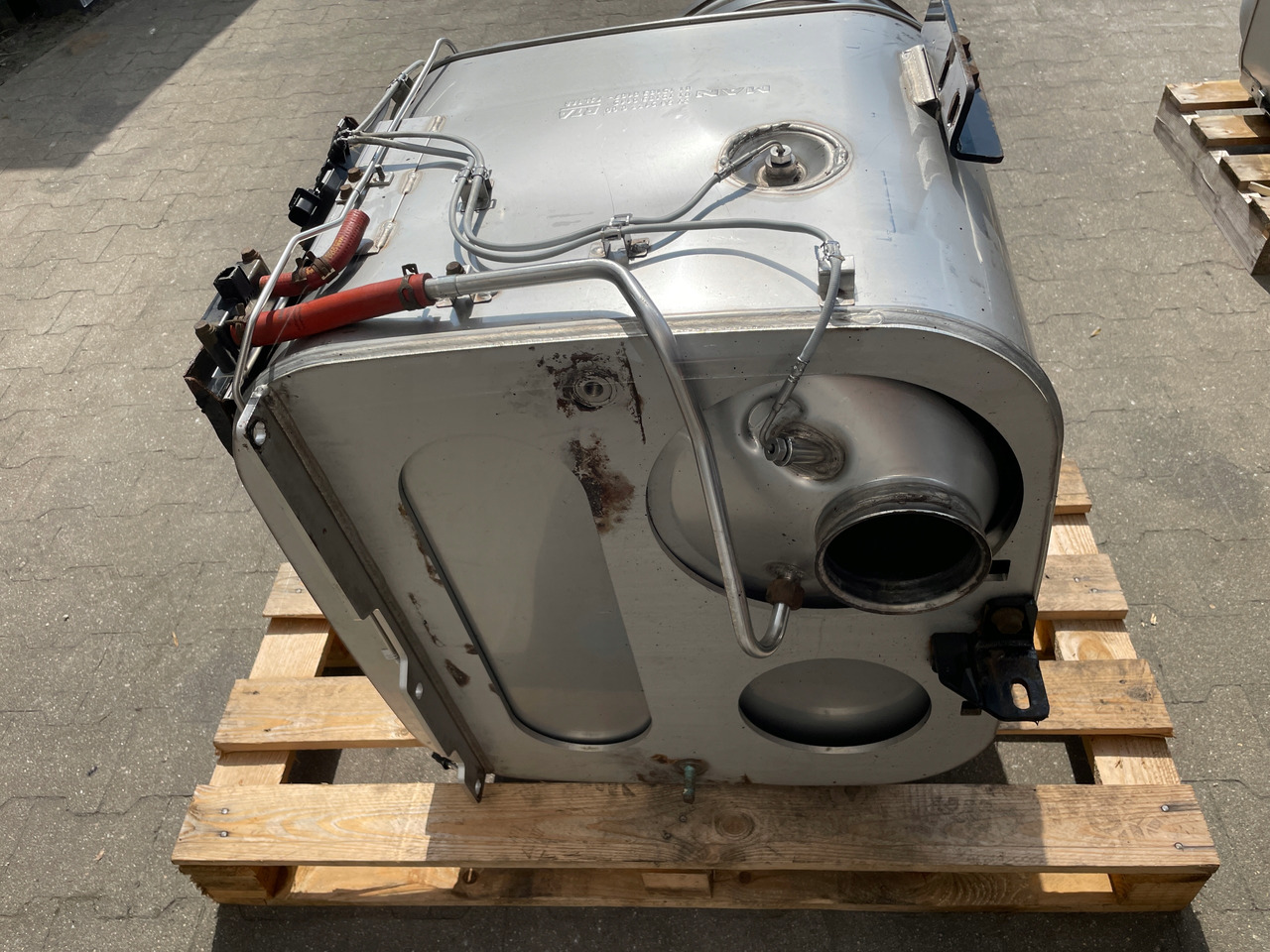 KATALIZATOR MAN TGX TGS EURO 6 DPF TŁUMIK WYDECH 81151036115 - Катализатор для Грузовиков: фото 5 KATALIZATOR MAN TGX TGS EURO 6 DPF TŁUMIK WYDECH 81151036115 - Катализатор для Грузовиков: фото 5