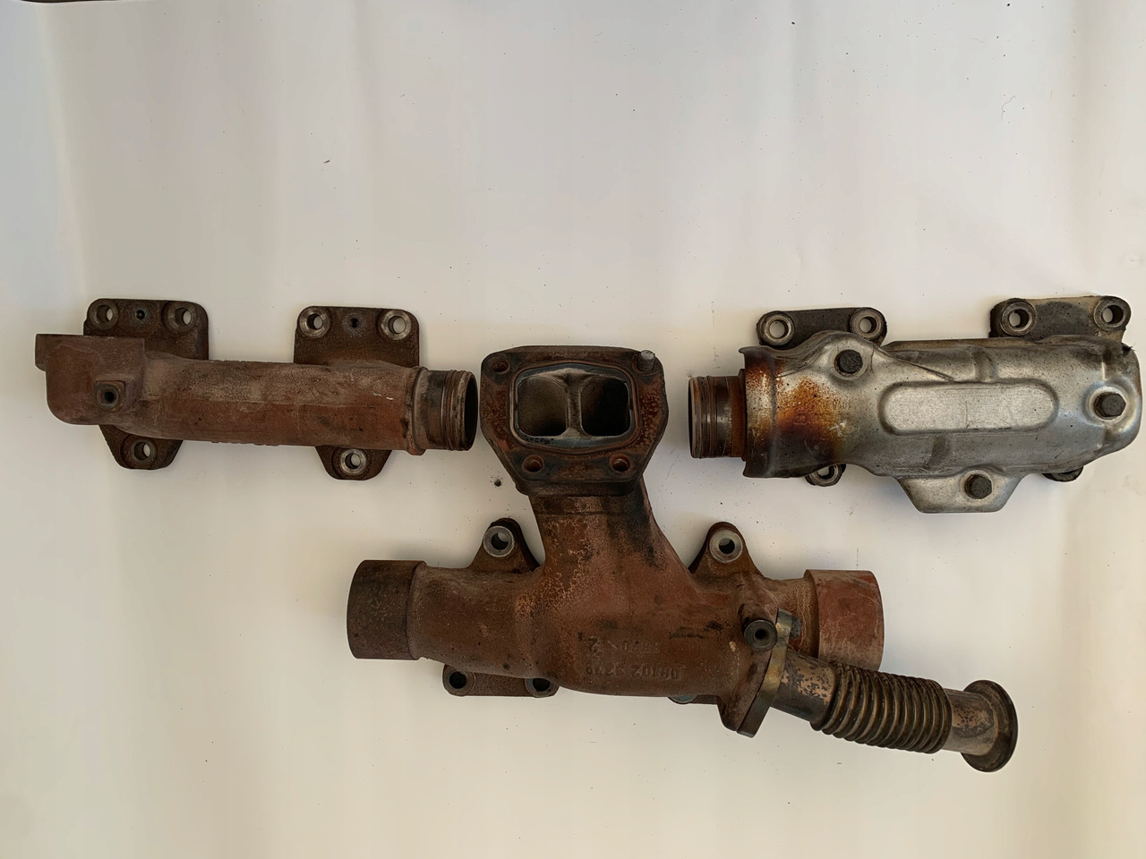 KOLEKTOR WYDECHOWY MAN TGX TGS D2676 LF26 EURO 6 - Двигатель и запчасти для Грузовиков: фото 4 KOLEKTOR WYDECHOWY MAN TGX TGS D2676 LF26 EURO 6 - Двигатель и запчасти для Грузовиков: фото 4